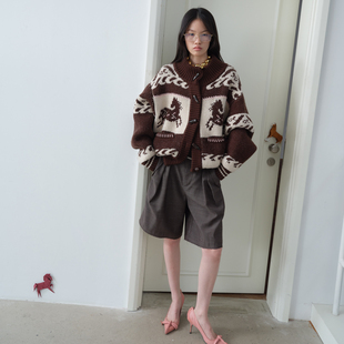 【小竹马胶囊】AVVENN配腰带压褶复古咖色细格纹中裤AK11303720