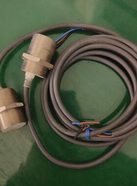 【顺庆】E2E-X10E1-Z欧姆龙ORMON接近开关传感器 实拍【议价】