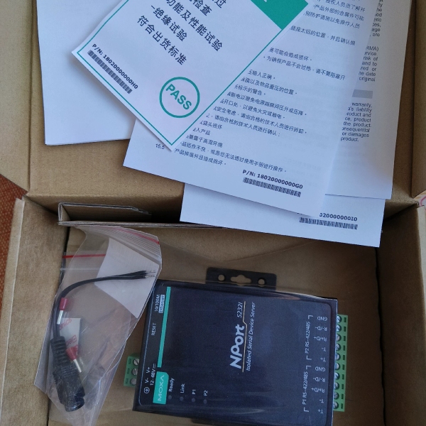 【顺庆】MOXA5232i 工程剩余闲置，功能正常，全新实物成色如图【