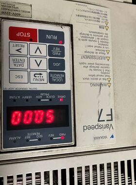 【顺庆】F7A4022安川变频器，22KW功能测试好的，实物图片显示【