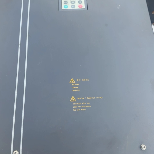 【顺庆】欧华变频器：EM580H-G45/P55T4（22 KW/3【议价】