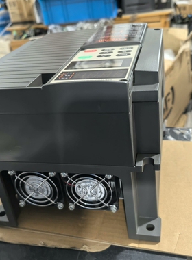 【顺庆】富士变频器 5000G9S 5.5kw 7.5kw【议价】