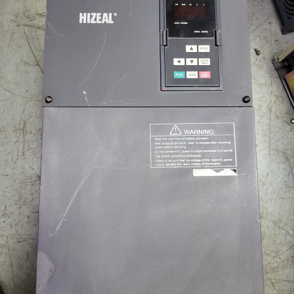 【顺庆】众辰变频器30KW GS1013N030 原装拆机，已上电测【议价】