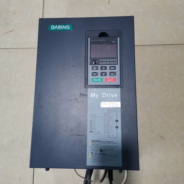 【顺庆】DR300-T3-015G/018P原装拆机变频器，实物拍摄【议价】