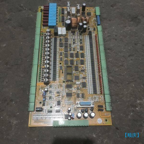 【顺庆】注塑机主机板FM–AV3成色如图，二手拆机，当配件处理500