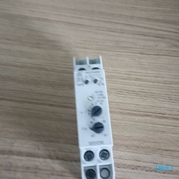 【顺庆】DOLD安全继电器【议价】