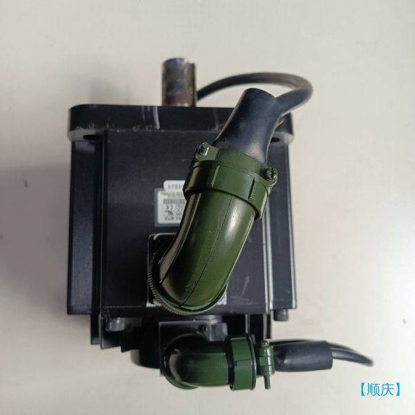 【顺庆】拆机台达伺服电机ECMA-E21830RS【议价】