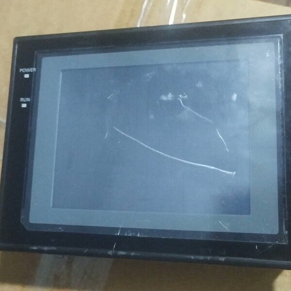 【顺庆】欧姆龙触摸屏NT30C-ST141B-V1拆机通电如图表面有【议价