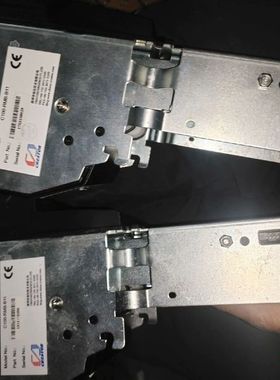 【顺庆】c100-rmb-b11，两只，塑料面壳磨损。【议价】