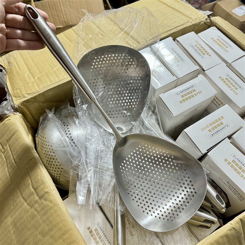 高品质家用厨g房304不锈钢大漏勺拌面条水饺面条捞勺沥水油炸漏