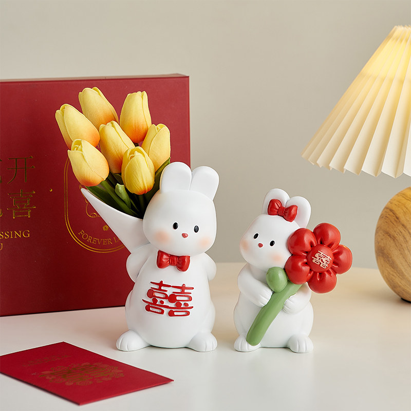 热销创意情侣捧花兔子摆件家居客C厅玄关电视柜兔年装饰结婚礼物
