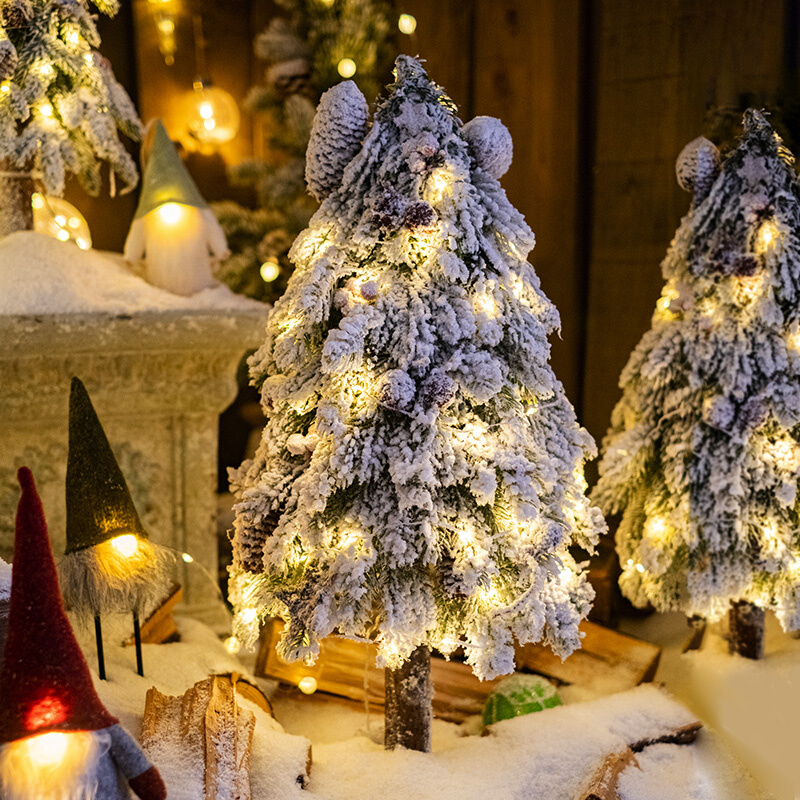 冬圣诞树松果摆件发光带灯豪华圣诞节装饰品商场新年节庆礼品软装