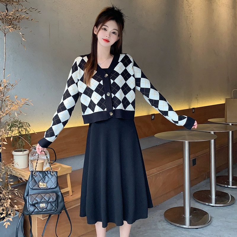 极速大码女装春季季巨显瘦遮肉针织D外套吊带裙两件套胖mm梨型身