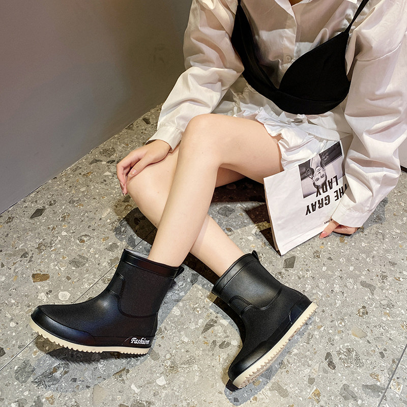 新品雨鞋女款网红中筒百搭轻便水鞋防滑日系N防水胶鞋短靴春秋防