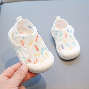 新品宝宝凉鞋10个月夏季镂空软底不F掉鞋子1一岁半女婴儿鞋防滑学