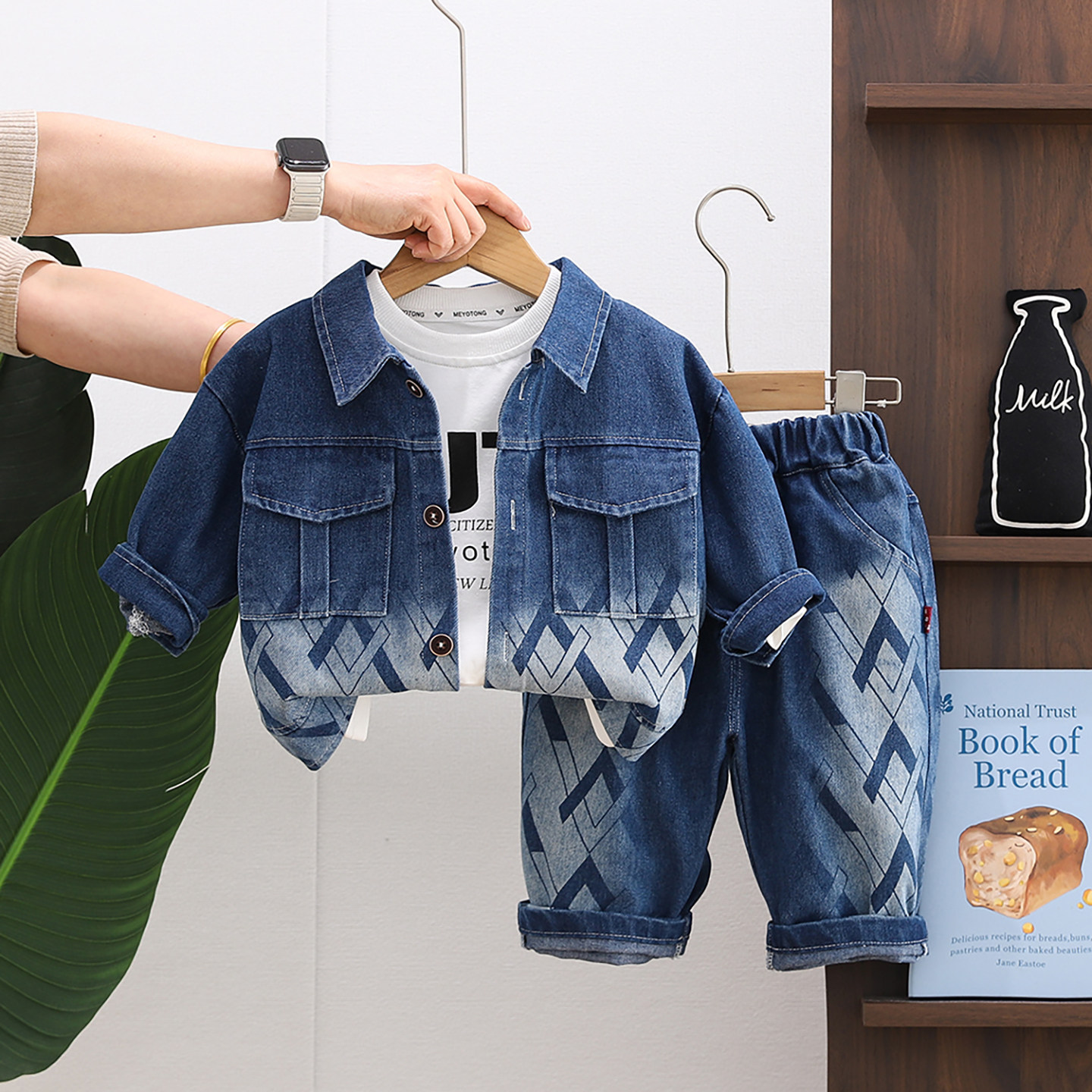 韩版男童牛仔套装春季帅气男孩时髦三件套潮宝宝春秋衣服一整套