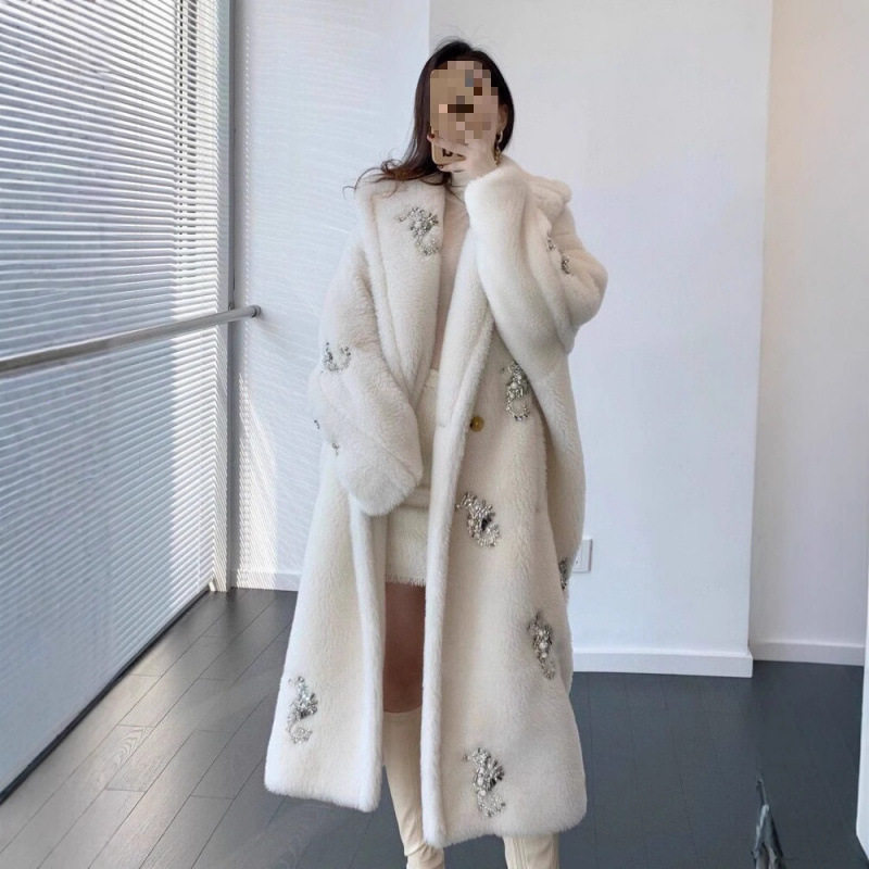 新款泰迪熊大衣女加厚中长款羊羔毛绒皮外套美拉德