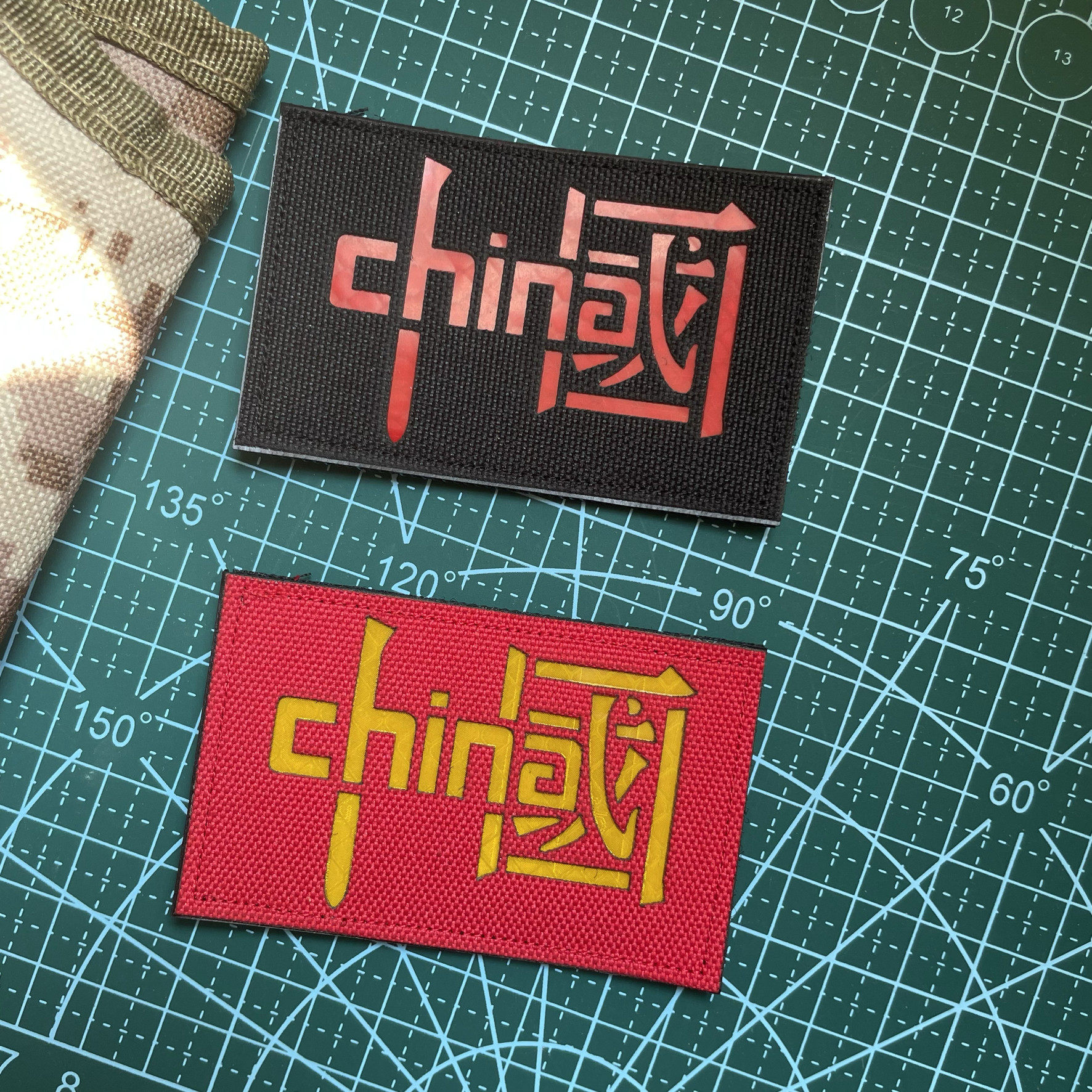 个性中国文字CHINA反光魔术贴徽章创意红旗胸章臂章军迷战术包贴
