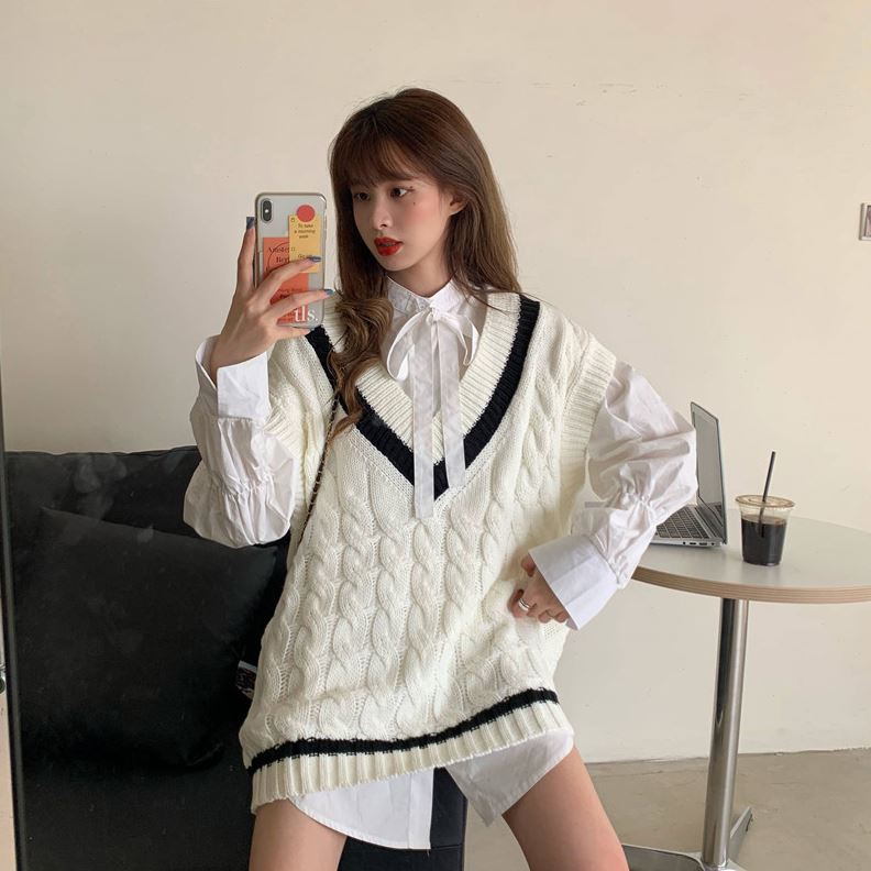 宽松V领叠毛衣背心女生马甲小众穿无袖上衣甜美针织衫秋季学院风