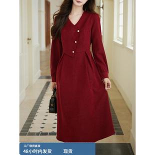 秋冬红色长袖连衣裙2025新款女春秋款高档品牌轻奢高级感修身裙子