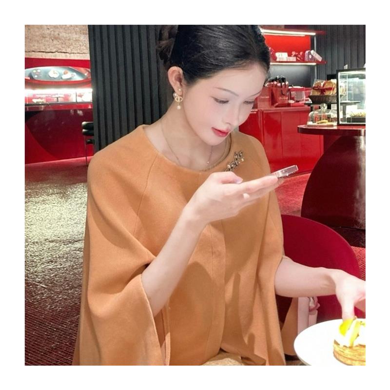 橘色斗篷外套女2025早秋高端大气上档次独特超好看法式小香风上衣