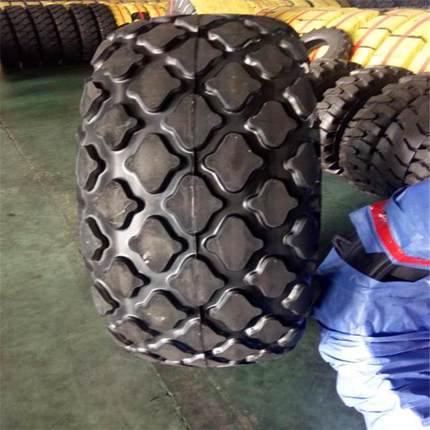 【厂家直销】23.1-26压路机轮胎 优质耐磨 大量现货