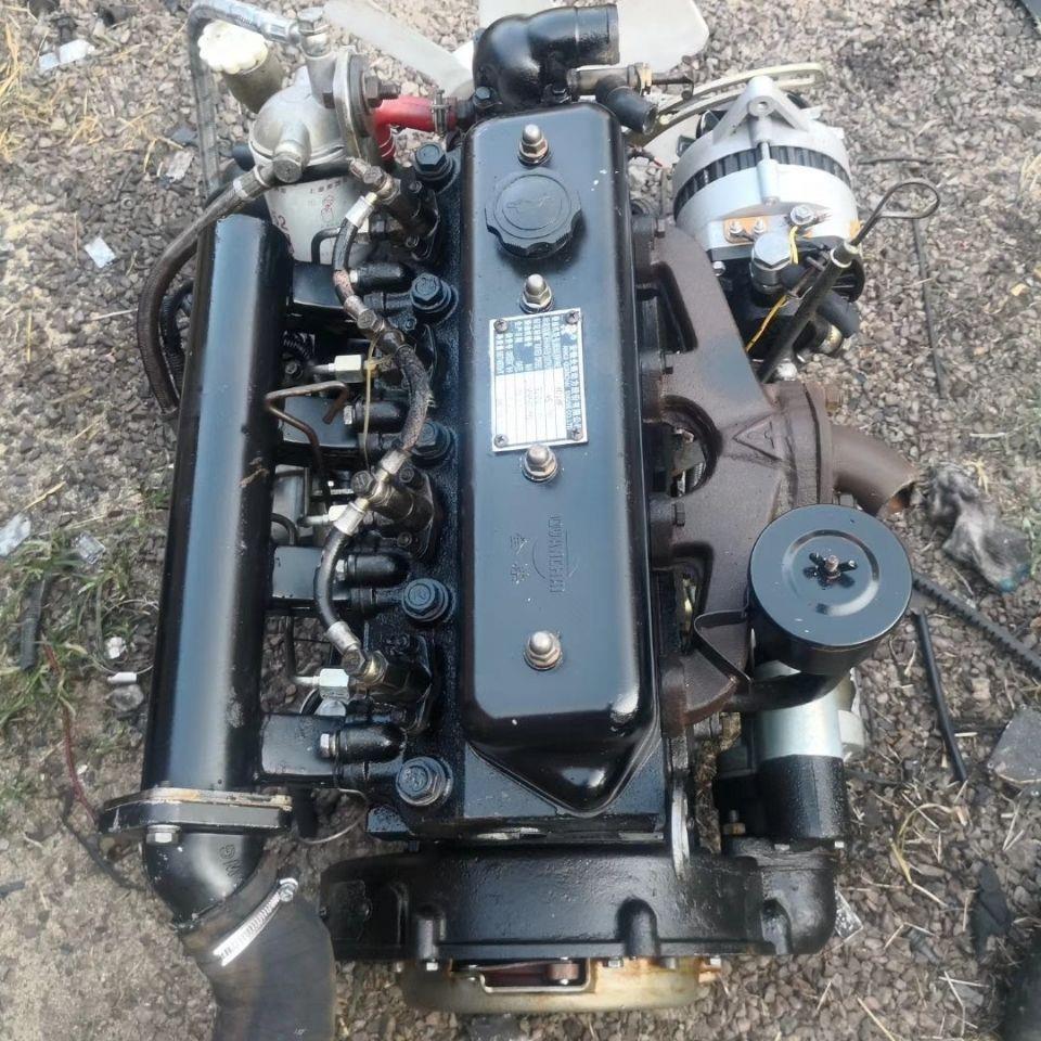 爆款480490485发动机总成4D18E4D18F4D22E4D254D26柴油机