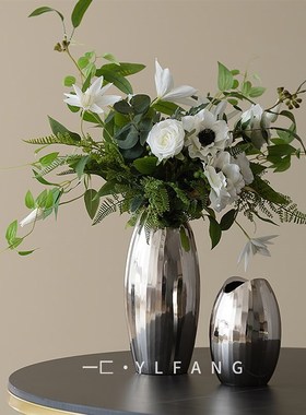 一匚现代轻奢金h属艺术花瓶 样板间售楼处酒店民宿桌面摆件装饰品