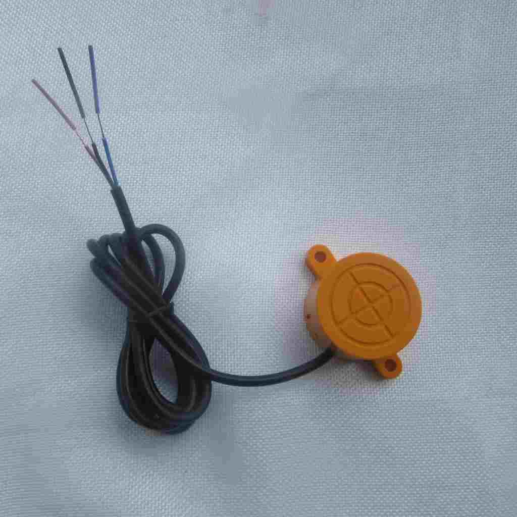 厂家直销  电感式接近开关 感应开关 SD-3020C 三线PNP常开