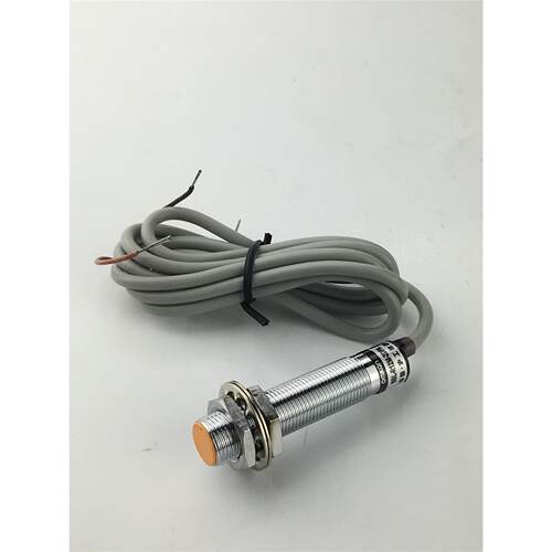 M12沪工SBL-R12M-2DPA电感式接近感应开关直流三线24V36V传感器