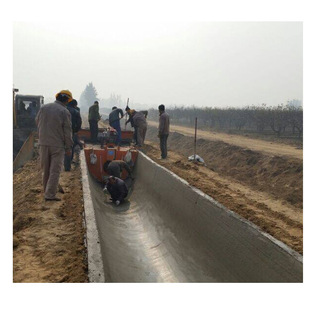 U型混凝土渠道衬砌机 农田灌溉水利沟渠滑膜机械 现浇式U型槽水渠