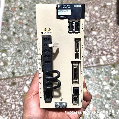 SGDV-5R5A11A002000 ，伺服驱动器，议价