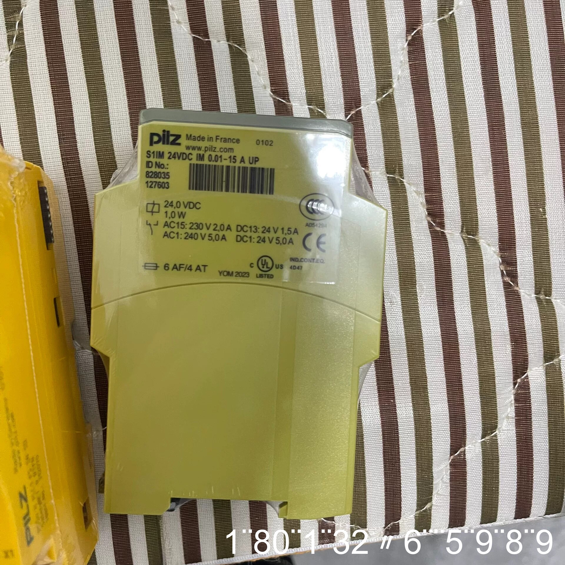 正品安全继电器828035量少需要的联系