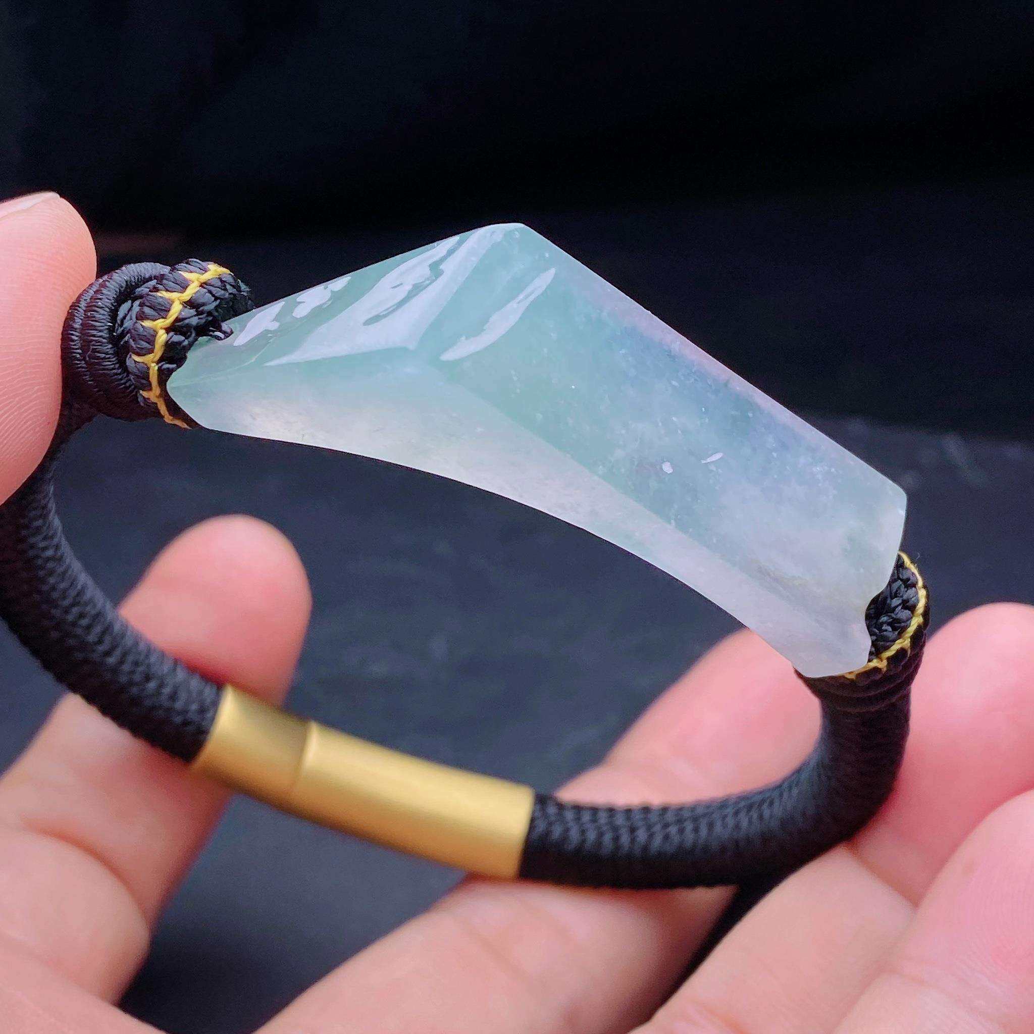 缅甸天然翡翠a货冰飘花随形手牌男女款zp,尺寸:46.1-13.5-12mm