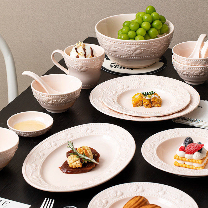 草莓浮雕陶瓷餐具套装浮雕西餐碗碟盘子套装纯色颜值饭碗菜盘子,餐饮具,餐具瓷器套装,淘宝优惠券,粉丝福利购,淘宝优惠卷