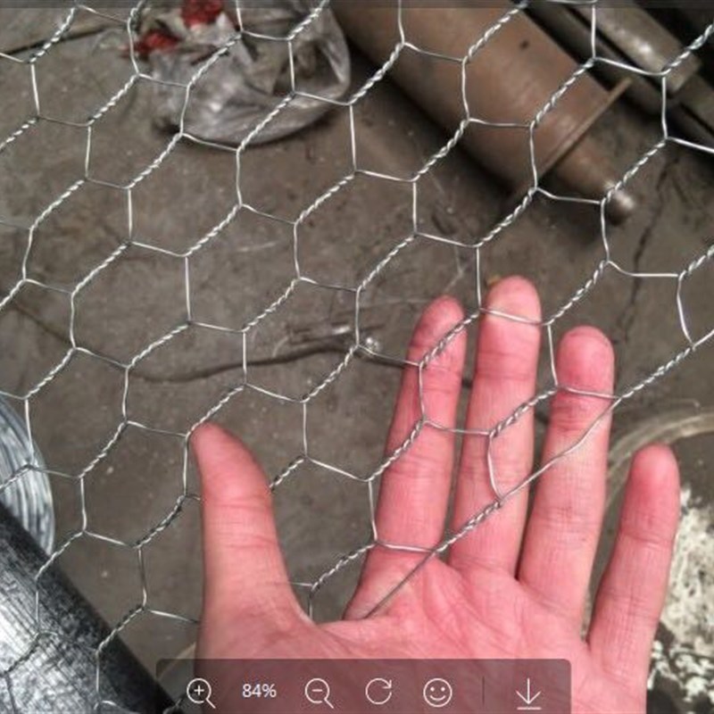 镀锌六角拧花网不锈钢铁丝网菱形网防护金属钢丝养殖装饰婚庆编织