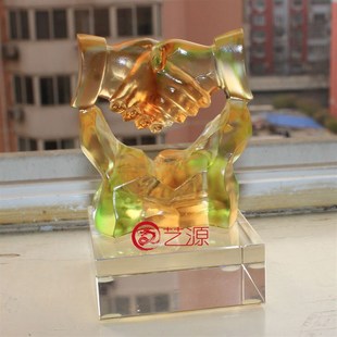 艺源 琉b璃握手摆件携手共进 双赢 商务定制送客户摆设 开业周年