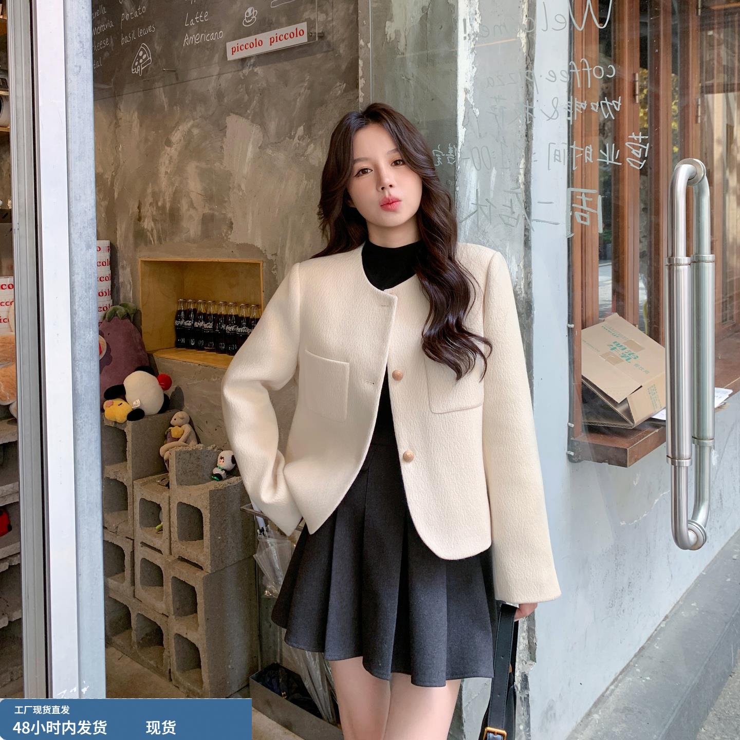 杏色轻奢高级感小香羽绒服女冬季2025新款90白鹅绒轻暖毛呢短外套