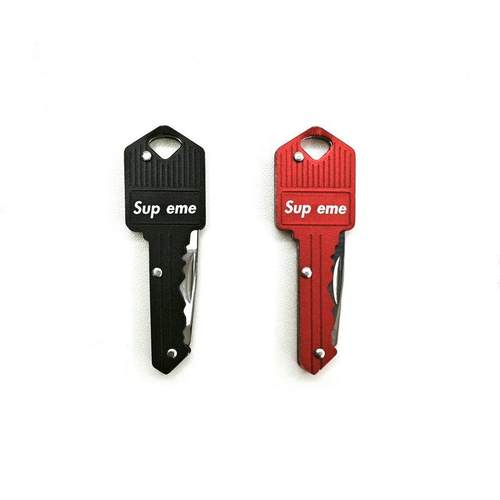 Sup eme Quiet Carry Folding Key Knife 随身金属钥匙折叠刀项链