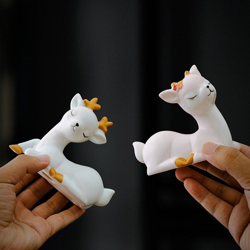 可爱卡通陶瓷鹿摆件客厅rs酒柜电视柜办公桌面车内装饰情侣创意礼,家居饰品,装饰摆件,淘宝优惠券,粉丝福利购,淘宝优惠卷