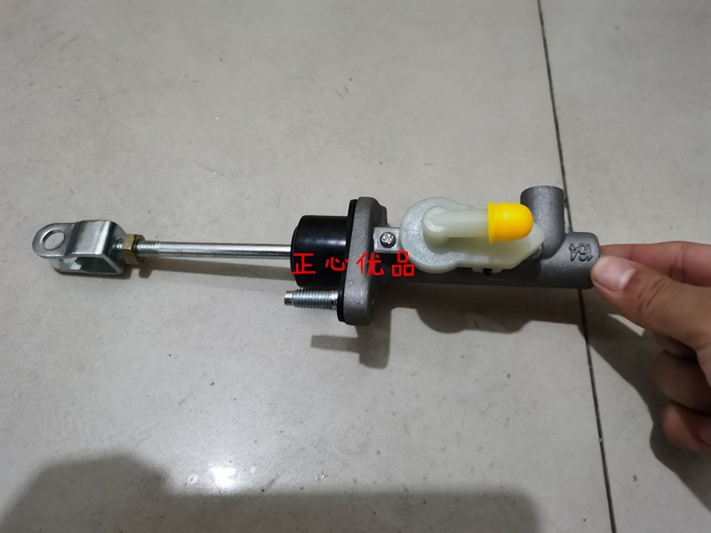 极速。适i用于华泰路盛E70w离合器总泵新圣达菲 1.5T离合器总泵离