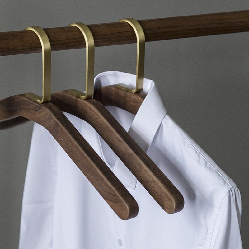 高端木制衣架家用卧衣撑室高端酒店无痕黑胡桃实木黄铜衣撑大衣架