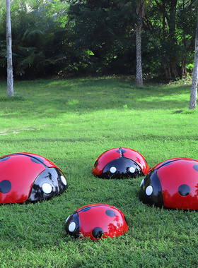 户外游乐场仿真七星瓢虫雕塑卡通彩绘甲壳虫昆虫草坪装饰坐人摆件