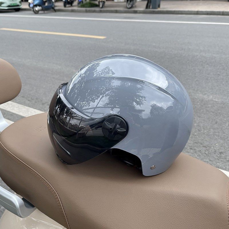 冬季简约电动车头盔3C认证国标四季防晒安全帽摩托车半盔男女款潮