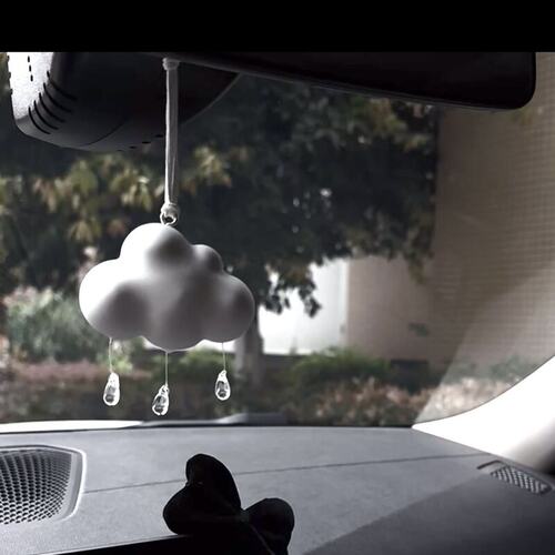 雨滴云朵造型车载香氛挂件高级感后视镜挂饰简约淡香车内装饰吊饰