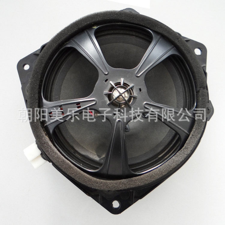 厂家直销6.5寸35W4欧圆形全频SUV汽车扬声器汽车喇叭