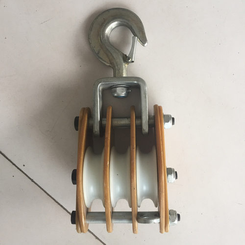 带电作业三轮绝缘滑轮0.5T