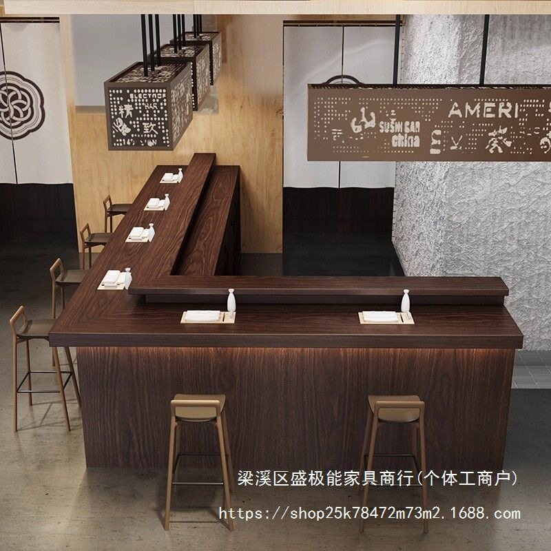 日式烧鸟居酒屋开放式吧台收银
