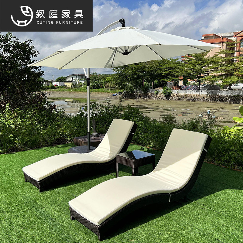 户外沙滩泳池海边休闲躺椅组合室外别墅庭院景区简约藤编椅子家具