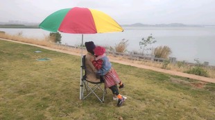 户外折叠椅休闲垂钓钓鱼剧组导演椅便携外出旅游沙滩椅遮阳体闲椅